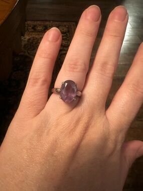 Vintage Sterling Silver Amethyst Oval Ring - Purple Size 8